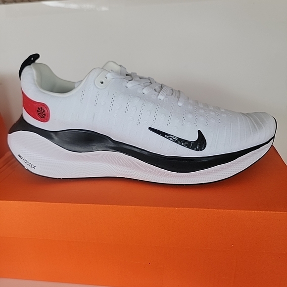 Nike ReactX Infinity Run 4 'White Light Crimson DR2665-100 Women's Shoes New - Picture 10 of 15